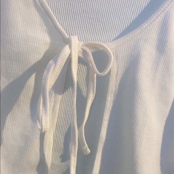 White open front tie shirt - Picture 4 of 4